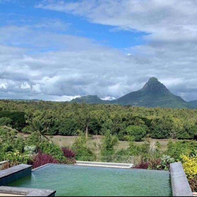 Lovely Apartment Near Beach Flic en Flac Luaran gambar